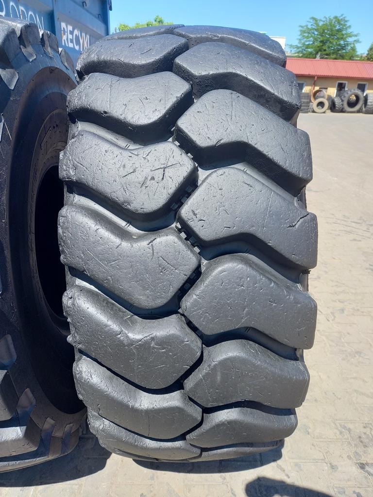 2x Opona używana przemysłowa 23.5R25 BRIDGESTONE VSDDT L-5 4500zł W5032 - obrazek 5