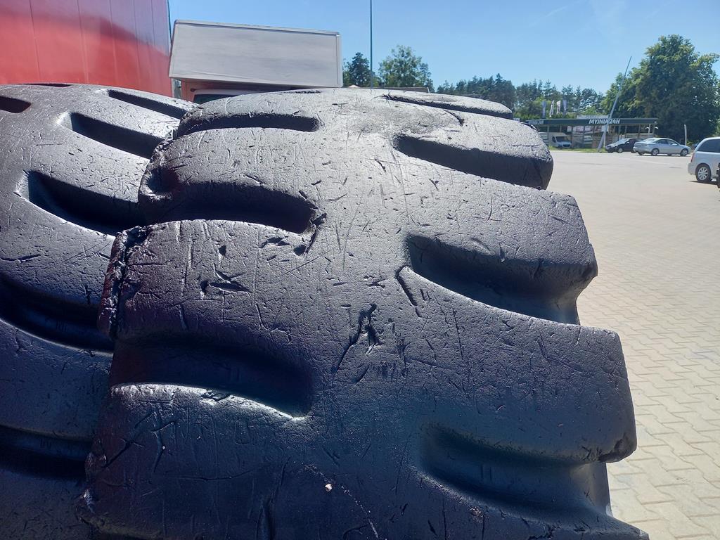 4x Opona używana przemysłowa 23.5R25 GOODYEAR RL5K 4500zł W5033 - obrazek 10