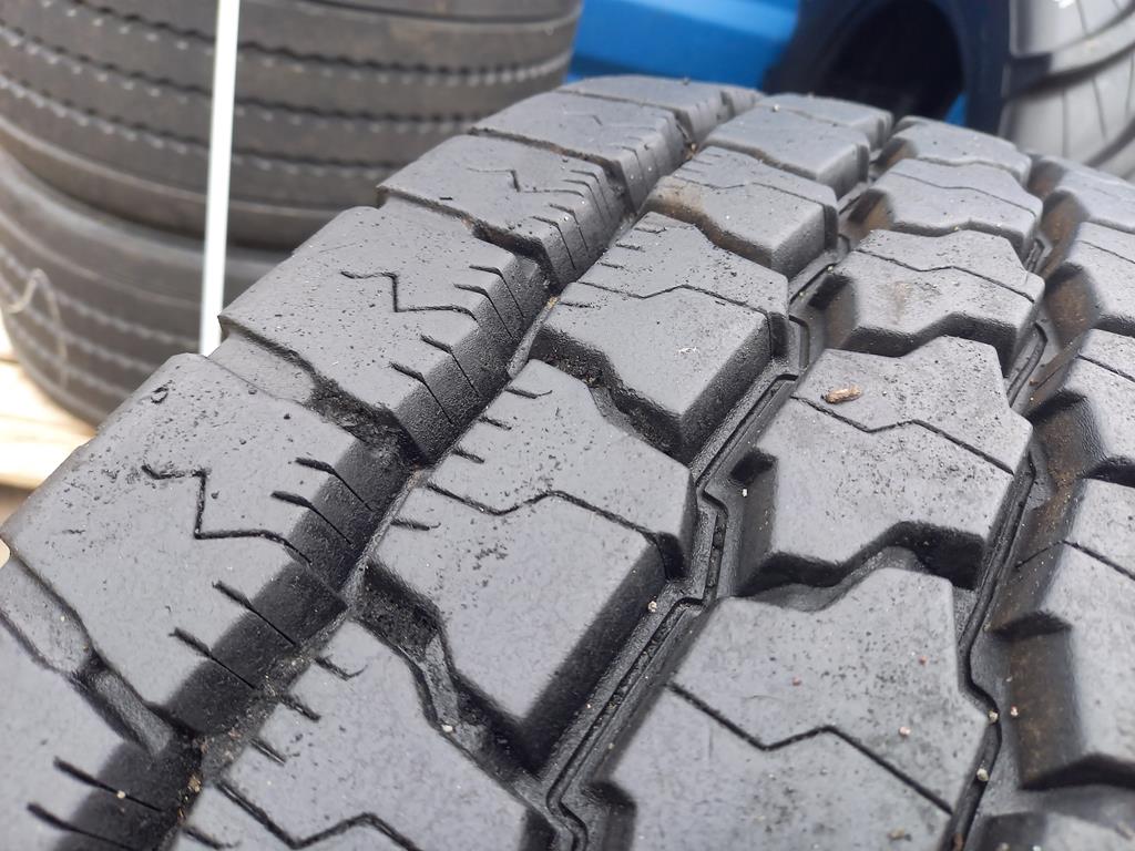 Opona używana ciężarowa 385/65R22.5 DUNLOP SP362 800zł C2773 - obrazek 6