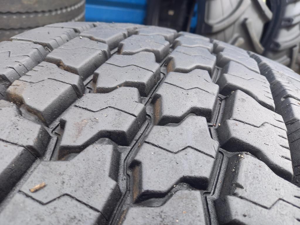 Opona używana ciężarowa 385/65R22.5 DUNLOP SP362 800zł C2773 - obrazek 9