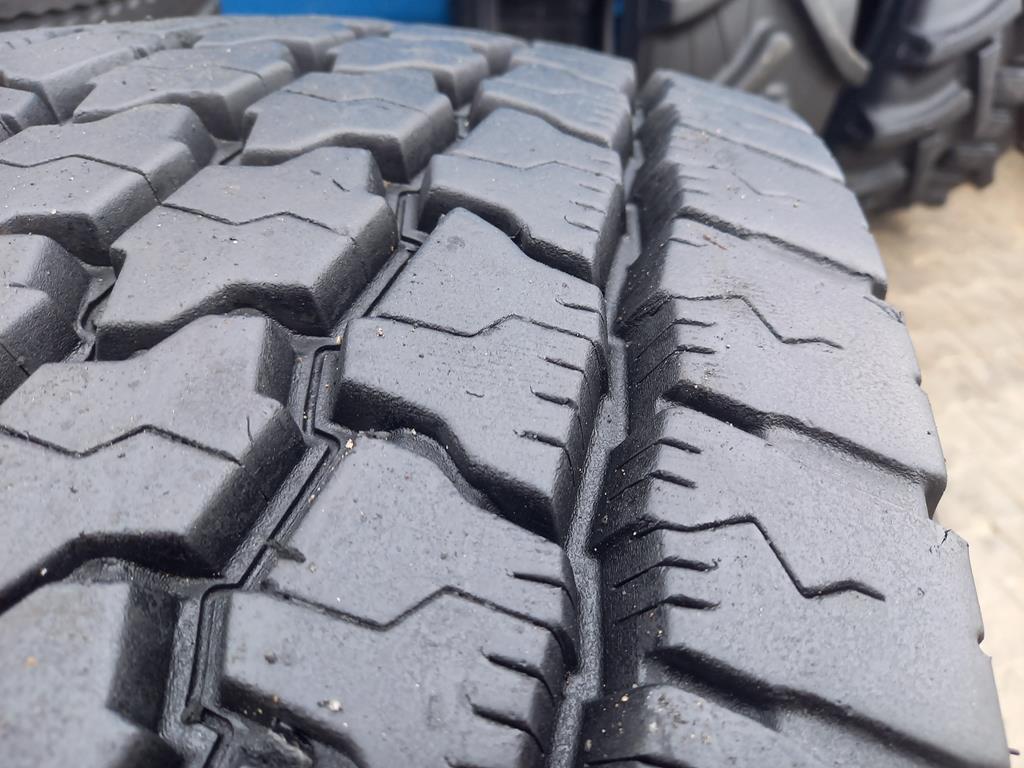Opona używana ciężarowa 385/65R22.5 DUNLOP SP362 800zł C2773 - obrazek 11