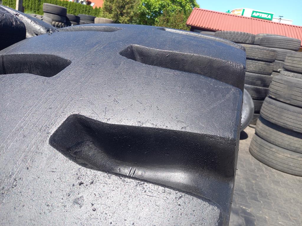 Opona używana przemysłowa 20.5R25 BRIDGESTONE VSD L 4000zł W5034 - obrazek 6