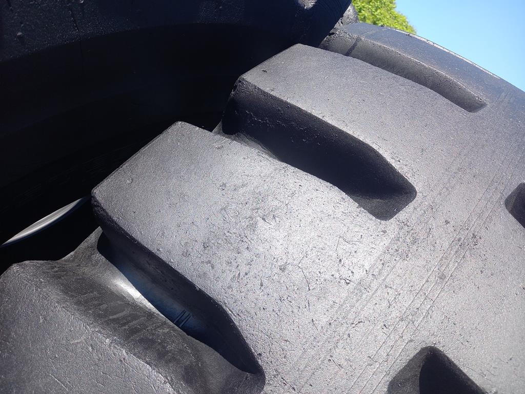 Opona używana przemysłowa 20.5R25 BRIDGESTONE VSD L 4000zł W5034 - obrazek 10
