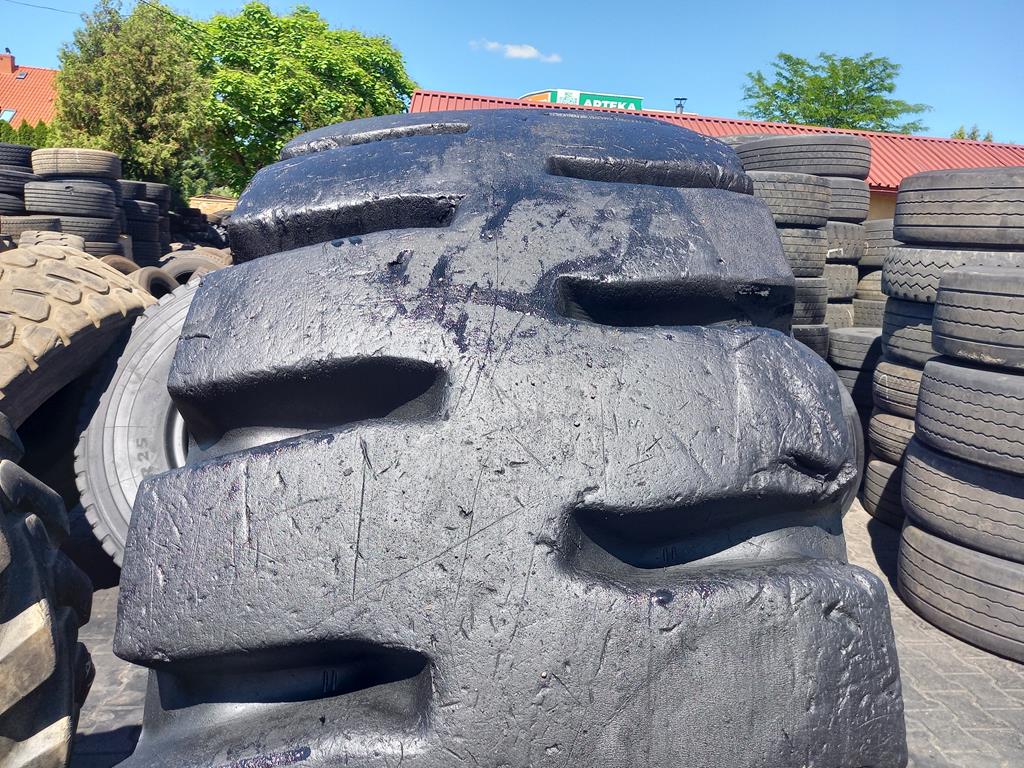2x Opona używana przemysłowa 20.5R25 BRIDGESTONE 3000zł W5035 - obrazek 6