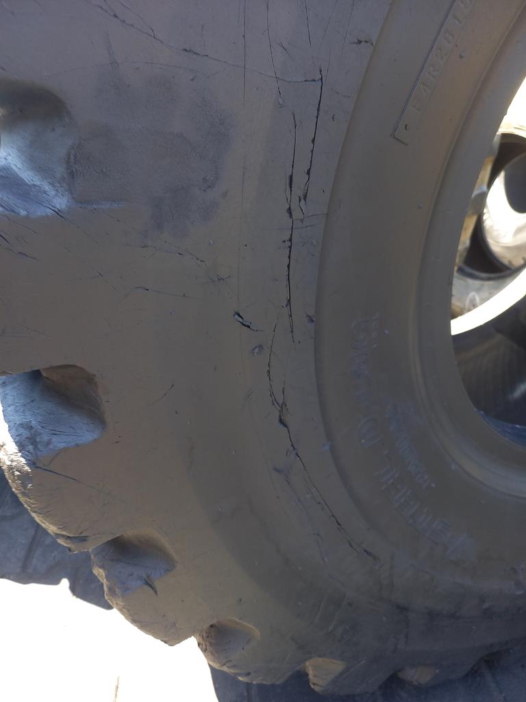 2x Opona używana przemysłowa 20.5R25 BRIDGESTONE 3000zł W5035 - obrazek 9