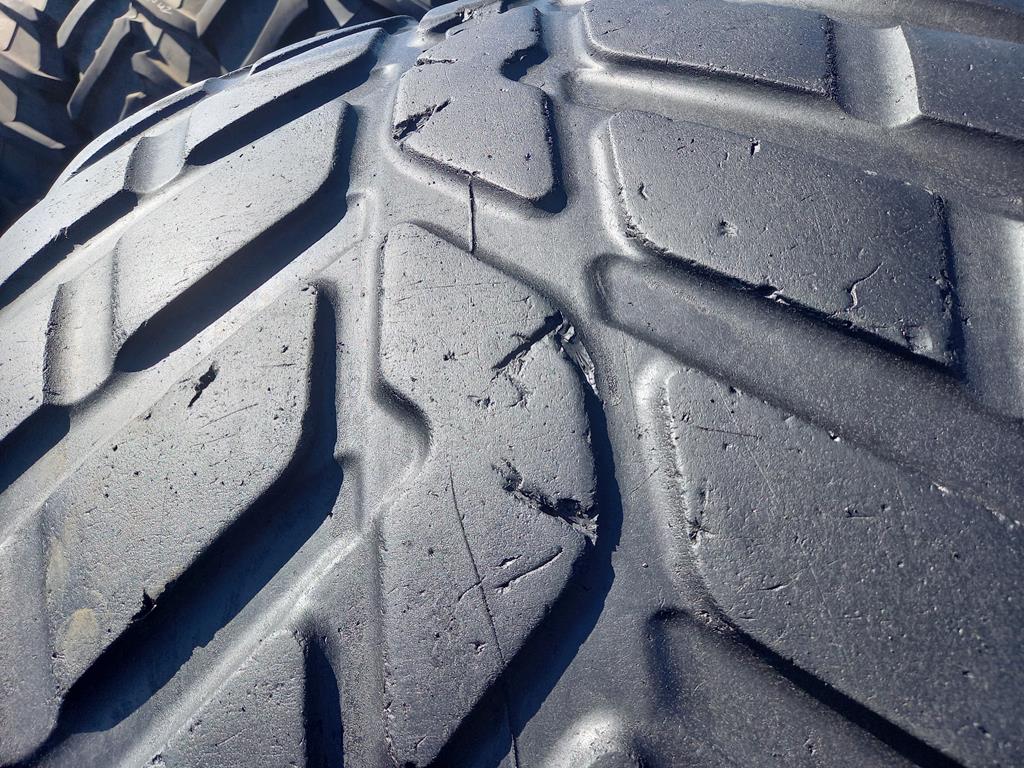 Opona używana rolnicza 710/50R26.5 NOKIAN COUNTRY KING 2200zł W5036 - obrazek 5
