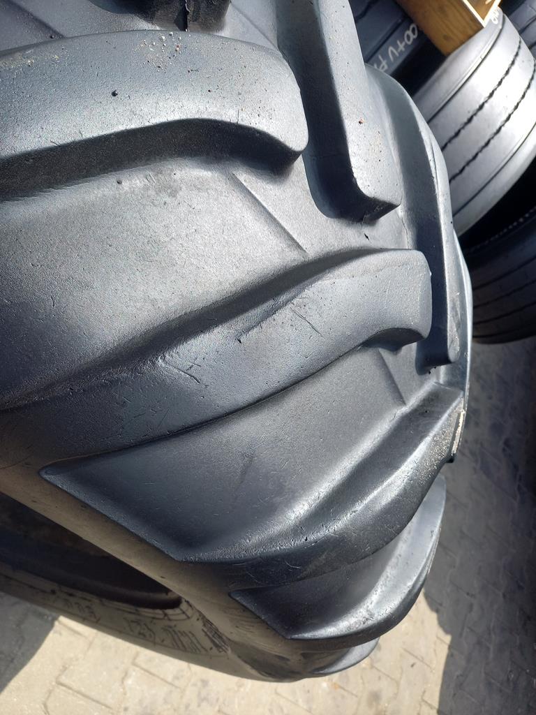 Opona używana rolnicza 600/60-26.5 600/60R26.5 TRELLEBORG 1900zł W5040 - obrazek 12