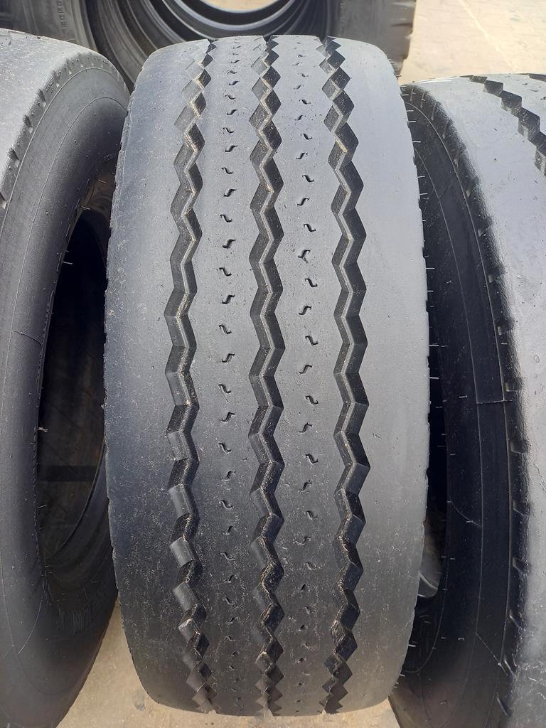 4x Opona używana ciężarowa 245/70R17.5 MICHELIN XTEZ+ 250zł C2790 - obrazek 6