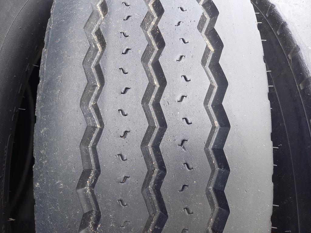 4x Opona używana ciężarowa 245/70R17.5 MICHELIN XTEZ+ 250zł C2790 - obrazek 7