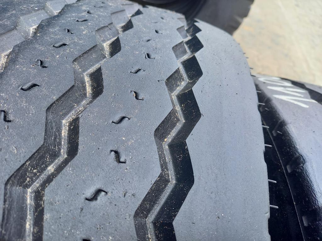 4x Opona używana ciężarowa 245/70R17.5 MICHELIN XTEZ+ 250zł C2790 - obrazek 11