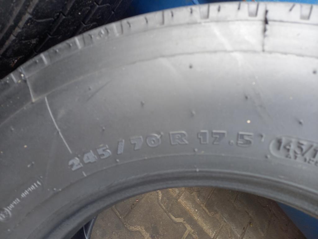 4x Opona używana ciężarowa 245/70R17.5 MICHELIN XTEZ+ 250zł C2790 - obrazek 13