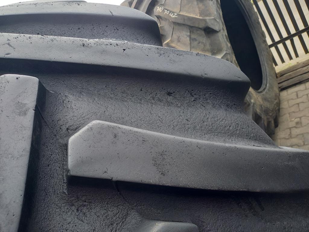 Opona używana rolnicza 800/70R32 CONTINENTAL SVT 4000zł W5048 - obrazek 6