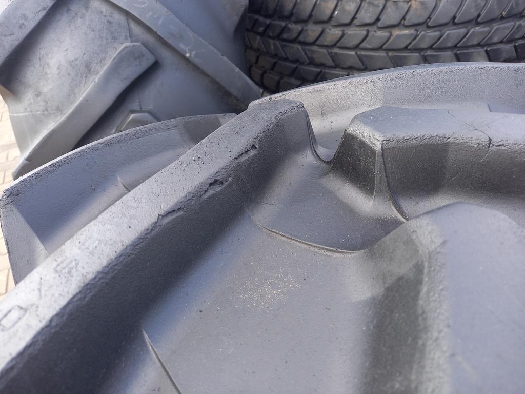 2x Opona używana rolnicza 540/65R24 TRELLEBORG 2000zł W5051 - obrazek 12