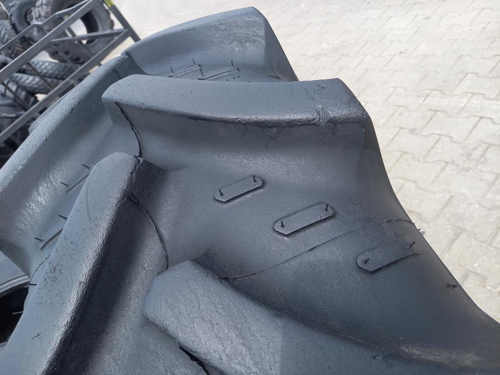 2x Opona używana rolnicza 13.6R24 KLEBER SUPER 8; 1100zł W5056 - obrazek 7