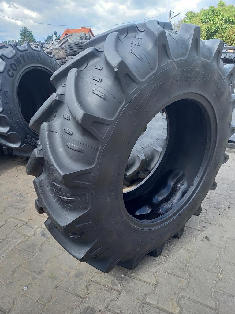2x Opona używana rolnicza 13.6R24 KLEBER SUPER 8; 1100zł W5056 - obrazek 10