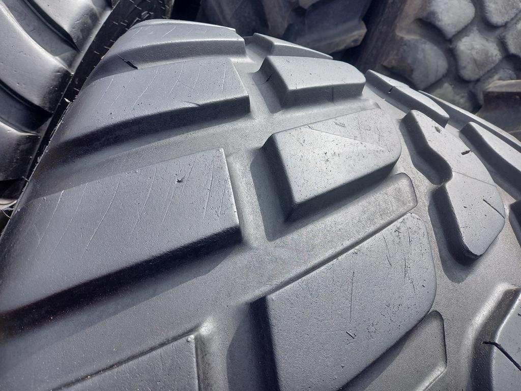 Opona używana rolnicza 710/45R22.5 NOKIAN COUNTRY KING 2500zł W5059 - obrazek 5
