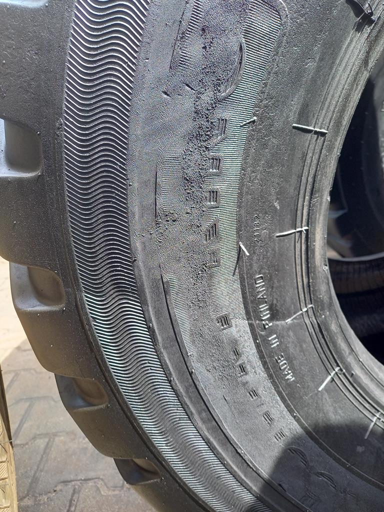 Opona używana rolnicza 710/45R22.5 NOKIAN COUNTRY KING 2500zł W5059 - obrazek 10