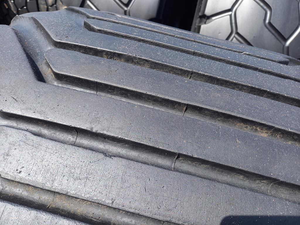Opona używana rolnicza 700/40-22.5 PRIMEX TRAK METRIC I-3; 1300zł W5065 - obrazek 7