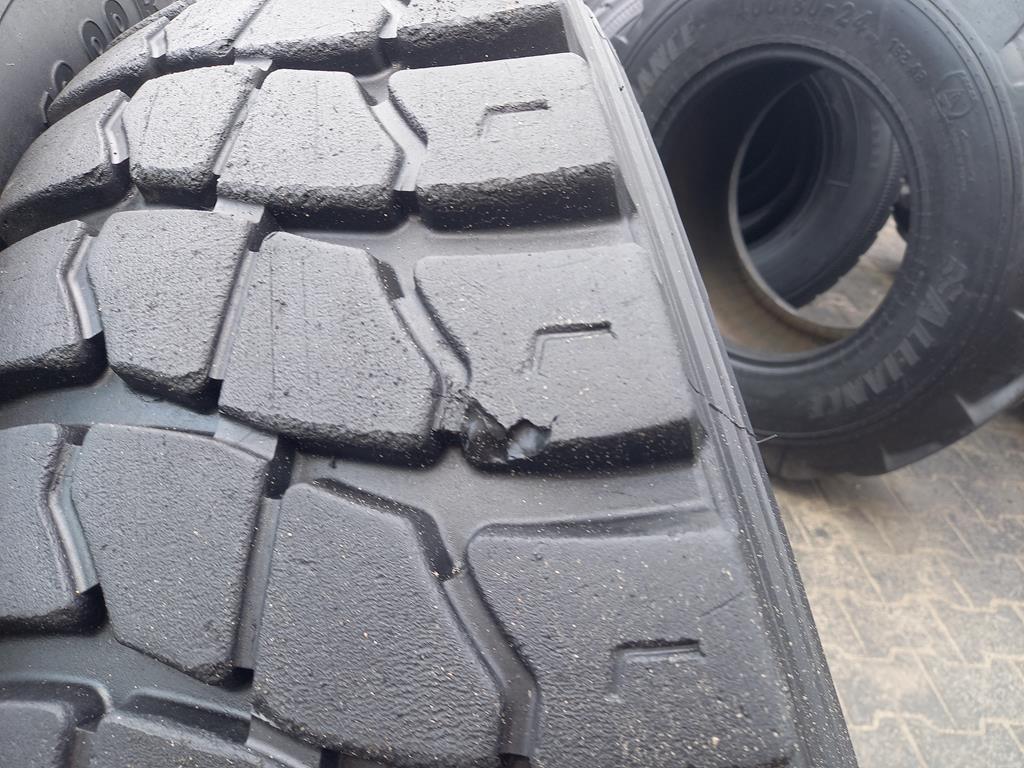 4x Opona używana ciężarowa 12.00R22.5 KORMORAN 625zł C2795 - obrazek 13