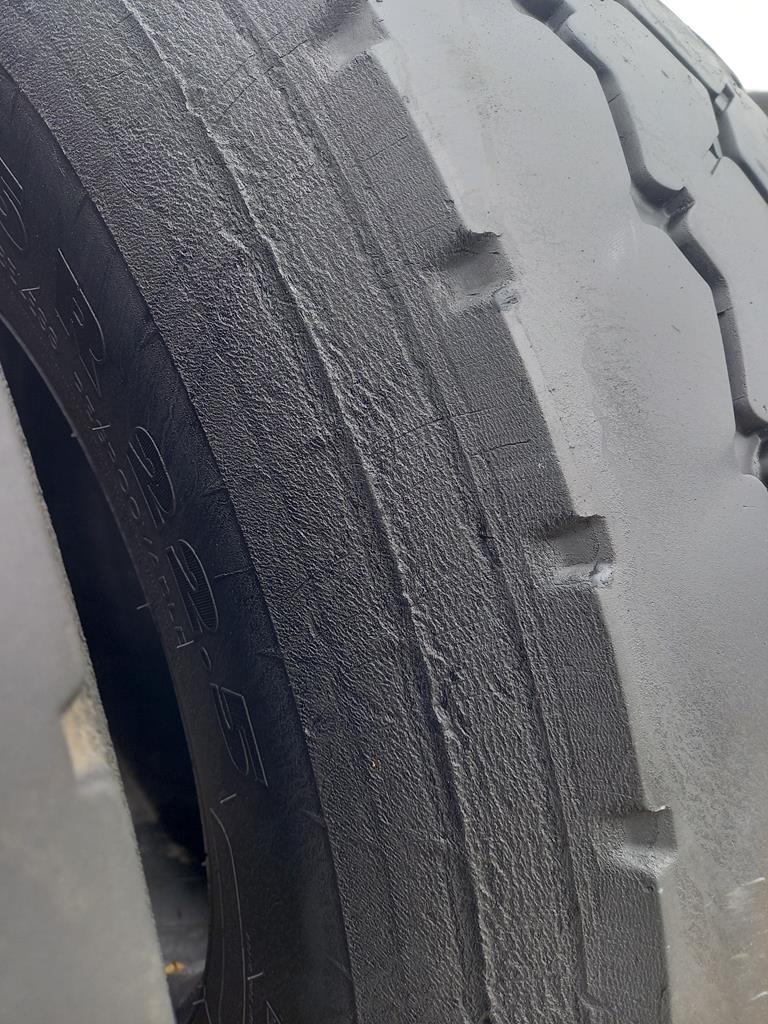 2x Opona używana ciężarowa 445/65R22.5 MICHELIN XZY3 900zł C2797 - obrazek 5