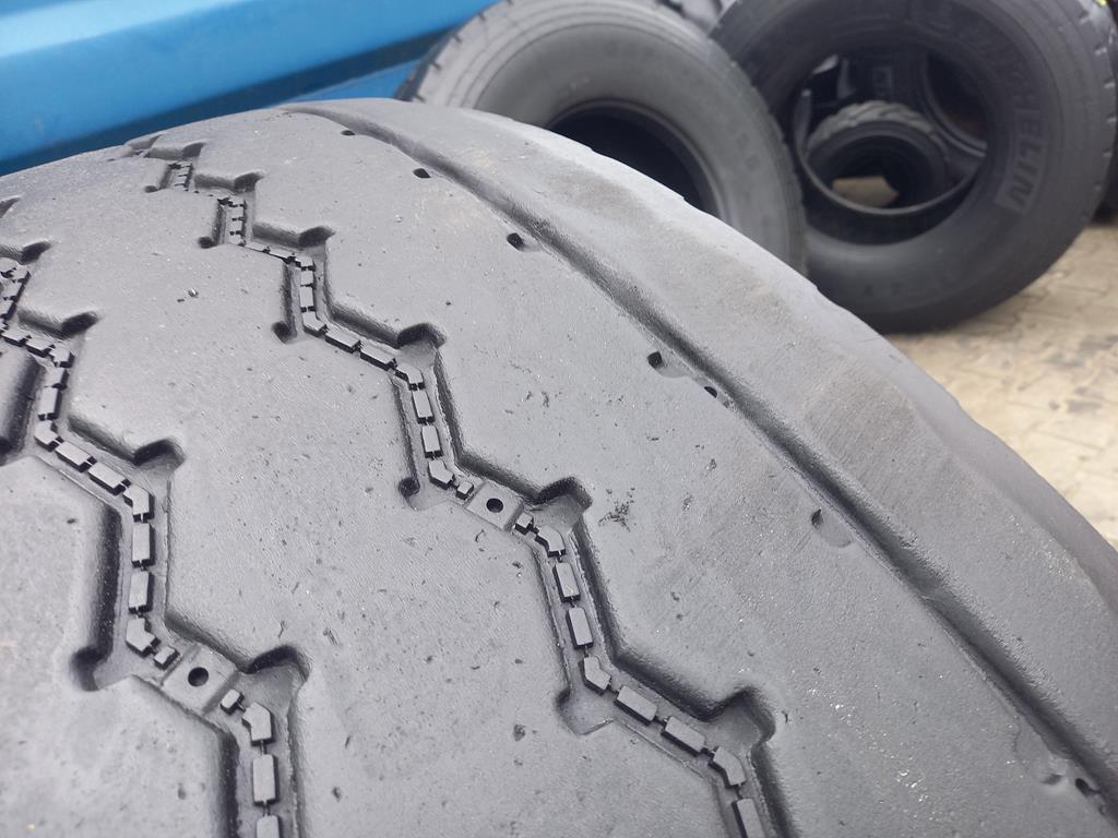 2x Opona używana ciężarowa 445/75R22.5 GOODYEAR OMNITRAC MSS 1200zł C2800 - obrazek 6