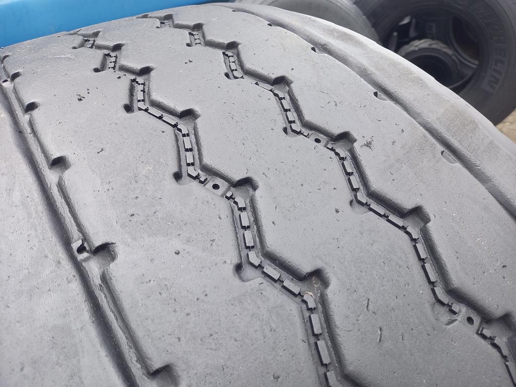 2x Opona używana ciężarowa 445/75R22.5 GOODYEAR OMNITRAC MSS 1200zł C2800 - obrazek 7