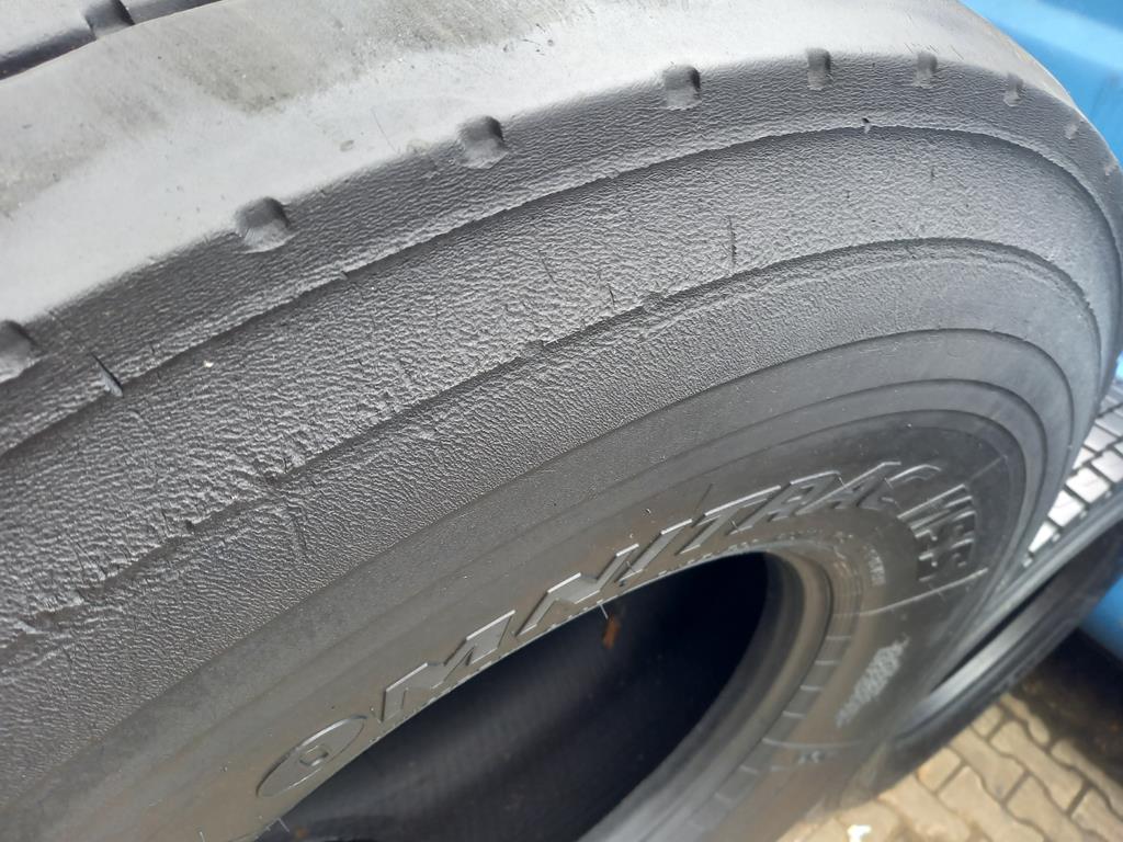 2x Opona używana ciężarowa 445/75R22.5 GOODYEAR OMNITRAC MSS 1200zł C2800 - obrazek 9