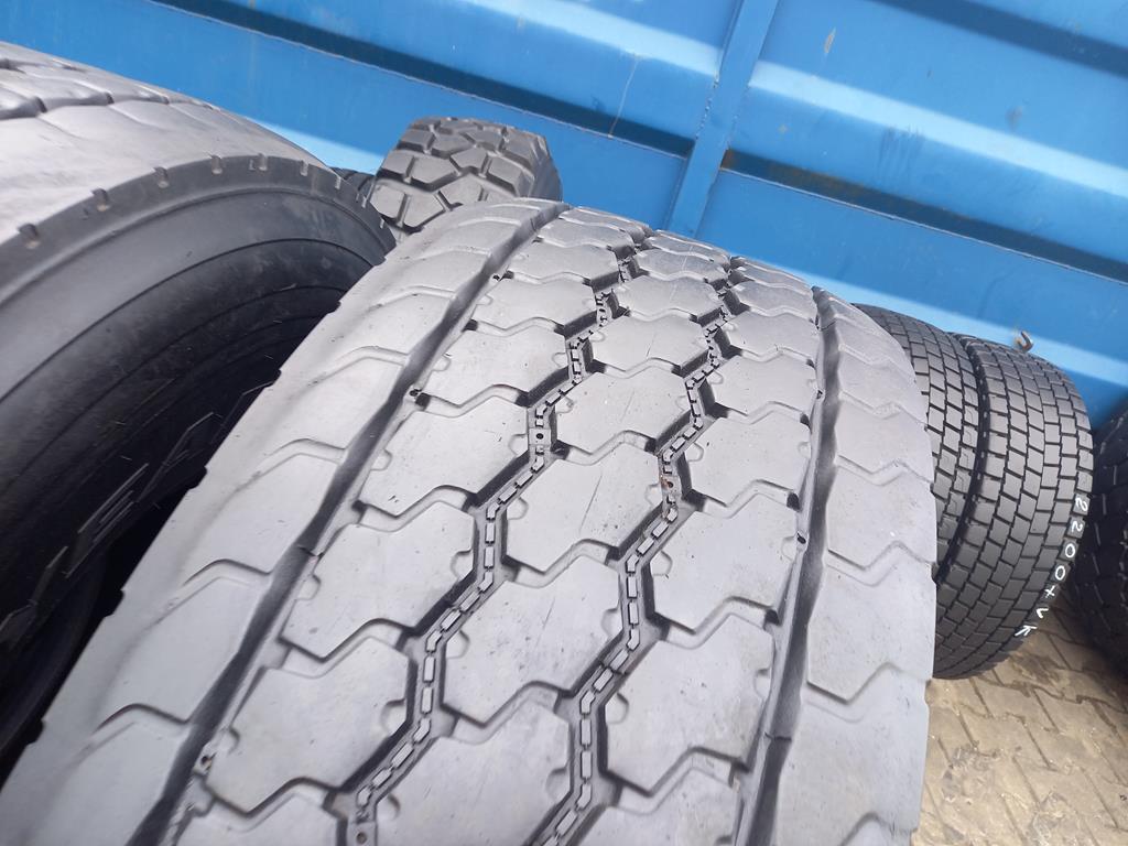 2x Opona używana ciężarowa 445/75R22.5 GOODYEAR 1400zł C2801 - obrazek 10