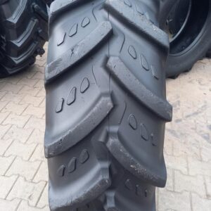 Opona używana rolnicza 340/85R24 13.6R24 KLEBER TRAKER 900zł W5078