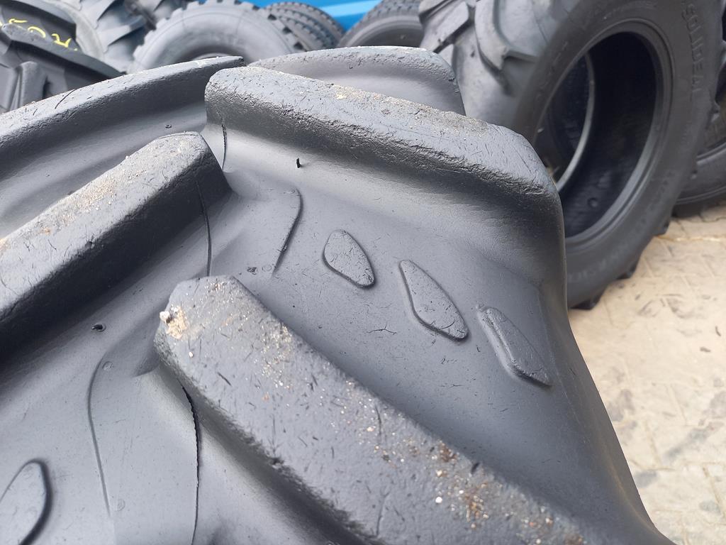 Opona używana rolnicza 340/85R24 13.6R24 KLEBER TRAKER 900zł W5078 - obrazek 6