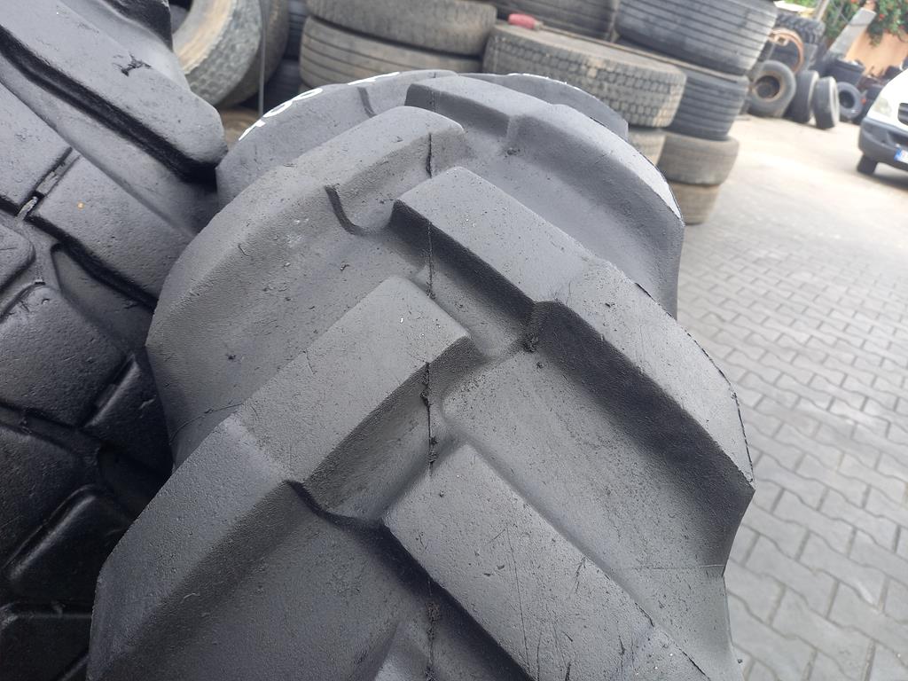 Opona używana przemysłowa 12.5-20 DUNLOP TG32 400zł W5085 - obrazek 5