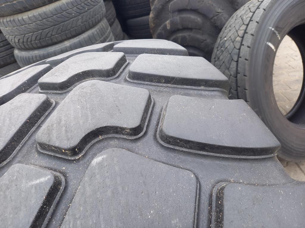 2x Opona używana rolnicza 560/60R22.5 ALLIANCE 590 1200zł W5087 - obrazek 14