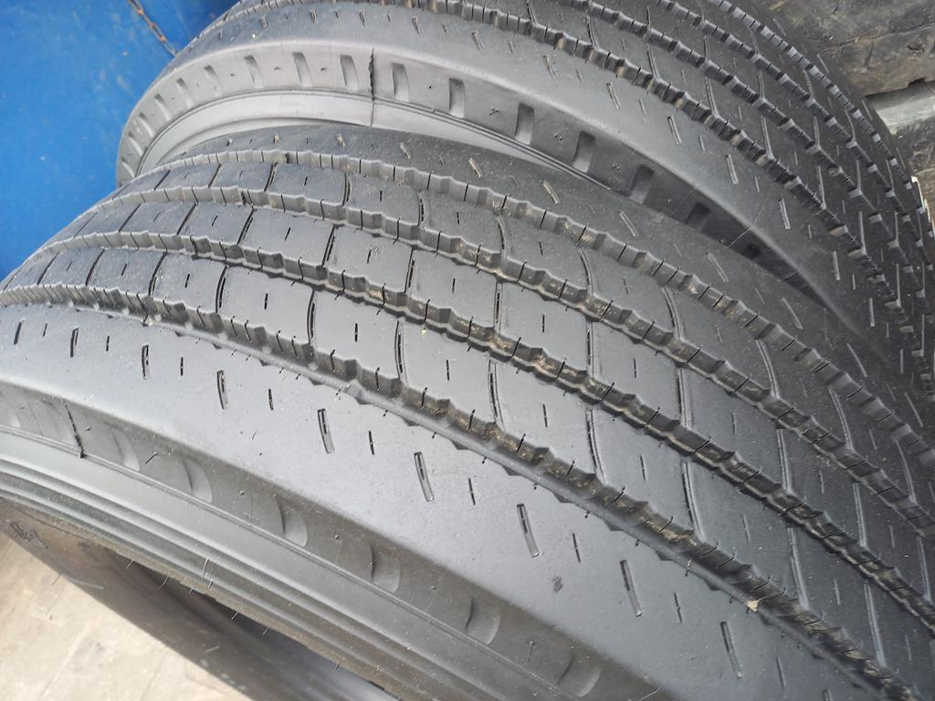 2x Opona używana ciężarowa 285/70R19.5 PIRELLI FH55 550zł C2808 - obrazek 10