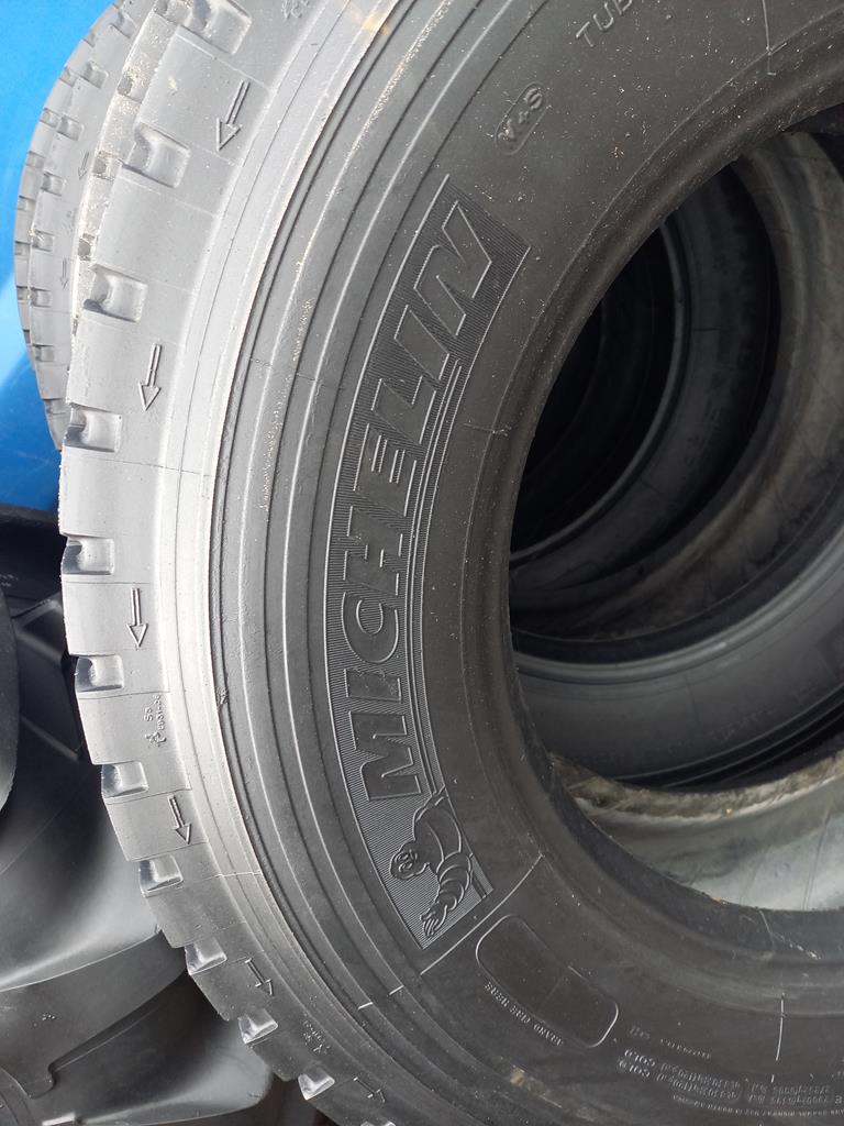 4x Opona używana ciężarowa 285/70R19.5 MICHELIN XDE2+ 550zł C2810 - obrazek 10