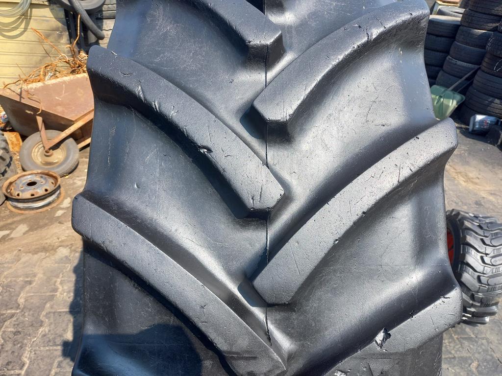 Opona używana rolnicza 540/65R38 MITAS AC65 1800zł W5094 - obrazek 4