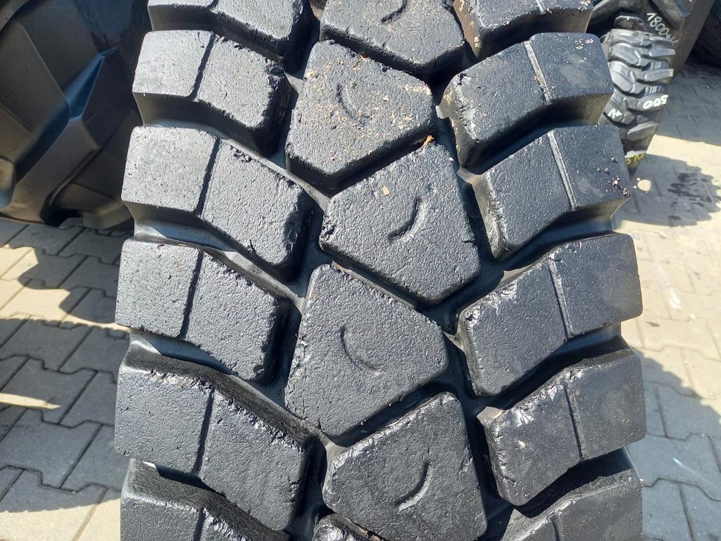 Opona używana ciężarowa 315/80R22.5 GOODYEAR TREAD MAX MSDII 600zł C2813 - obrazek 4