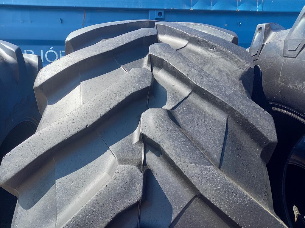 2x Opona używana rolnicza 650/65R42 TRELLEBORG 3000zł(szt.) W5105 - obrazek 6