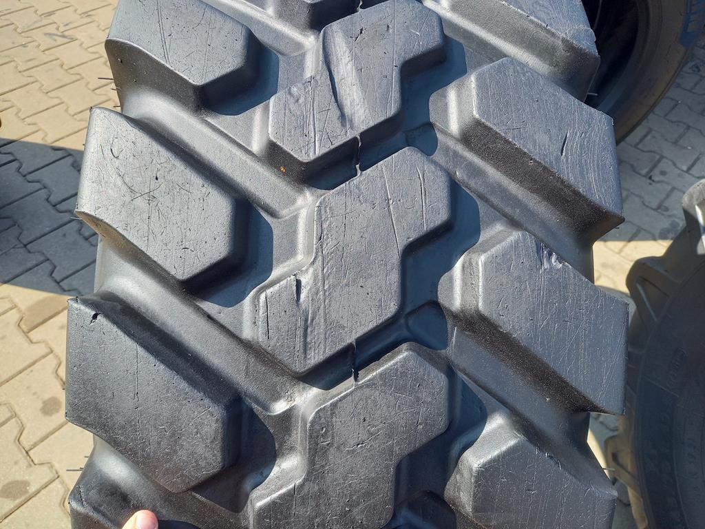 Opona używana przemysłowa 400/70R20 FIRESTONE UTILITY DURAFORCE 1000zł W5112 - obrazek 7