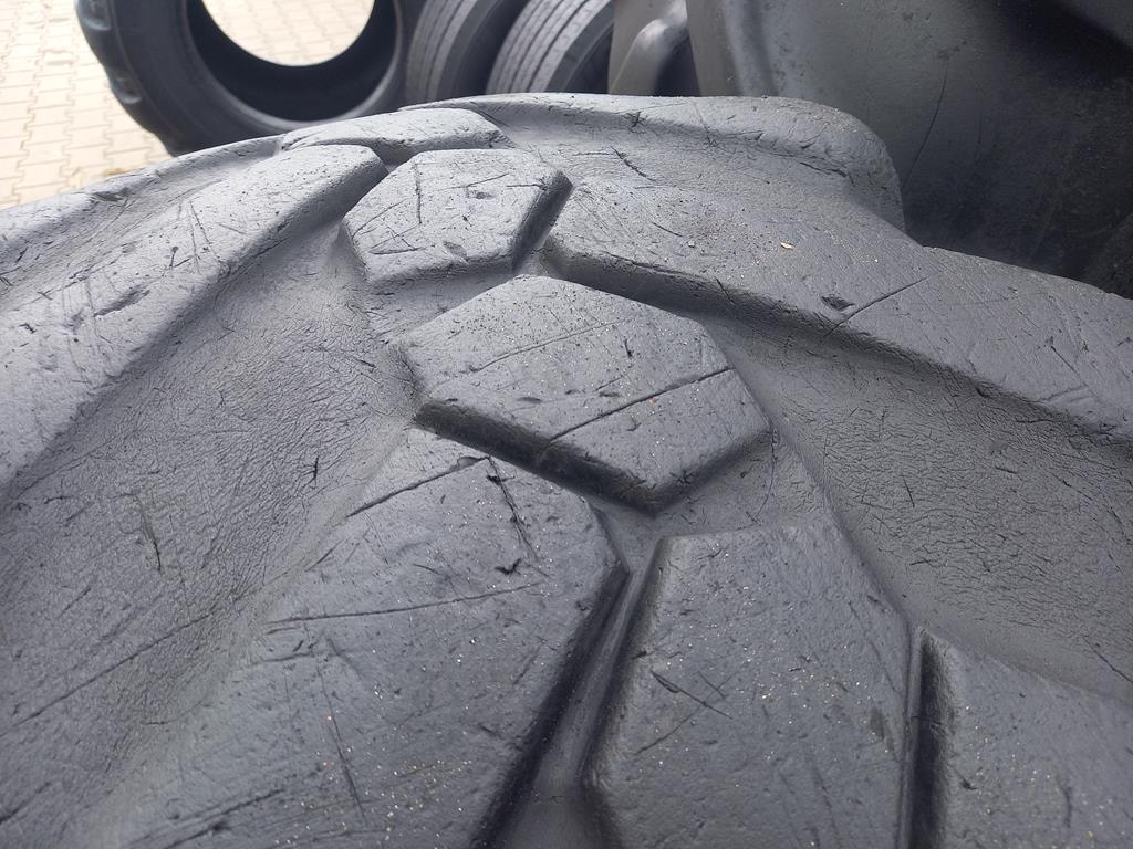 Opona używana przemysłowa 445/70R19.5 18R19.5 MICHELIN XF 1000zł W5119 - obrazek 7