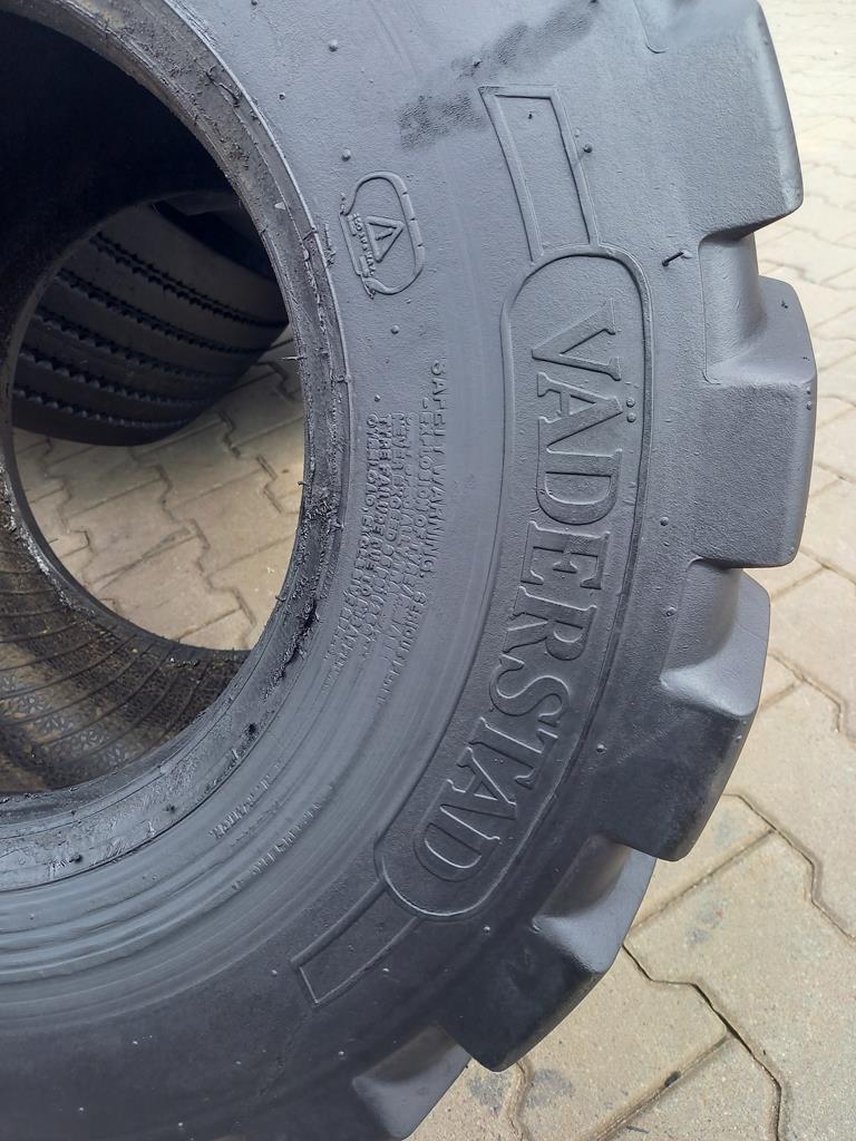 Opona używana rolnicza 400/55-15.5 VREDESTEIN VADERSTAIN 1500zł W3764 - obrazek 9