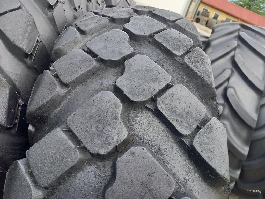 2x Opona używana rolnicza/przemysłowa 12.00-18 320-457 KAMA K-70 550zł W5123 - obrazek 8