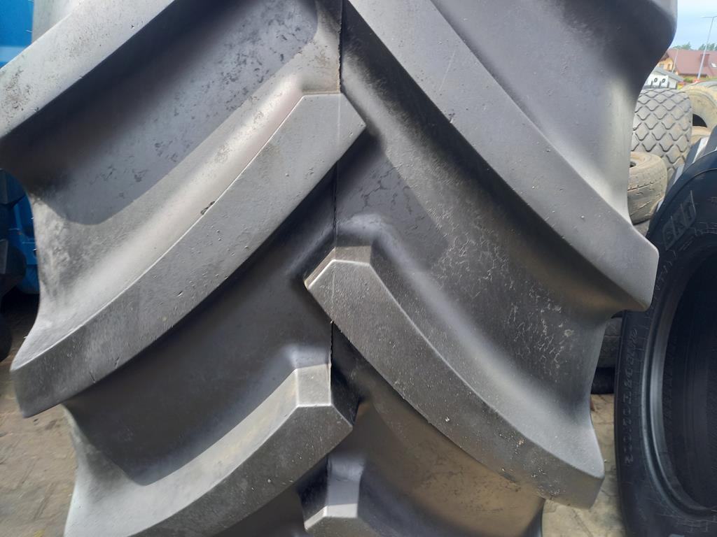Opona używana rolnicza 710/70R42 MITAS SFT 4800zł W5124 - obrazek 4