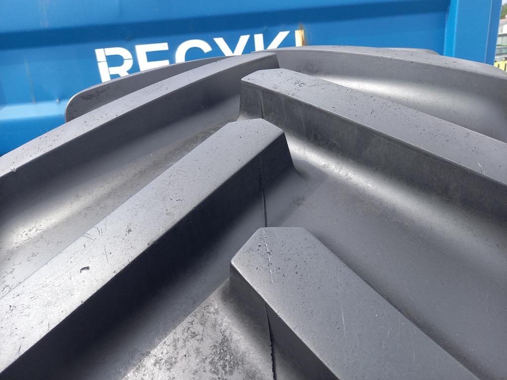 Opona używana rolnicza 710/70R42 MITAS SFT 4800zł W5124 - obrazek 7
