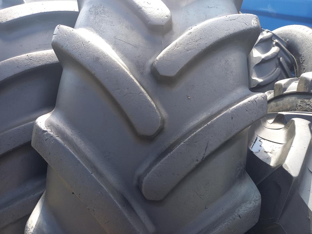 2x Opona używana rolnicza 500/85R30 19.5R30 ALLIANCE A-570 2200zł W5126 - obrazek 4