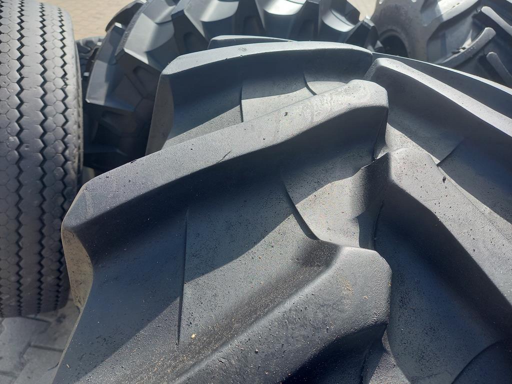 2x Opona używana rolnicza 440/65R24 TRELLEBORG TM800 1300zł W5127 - obrazek 6