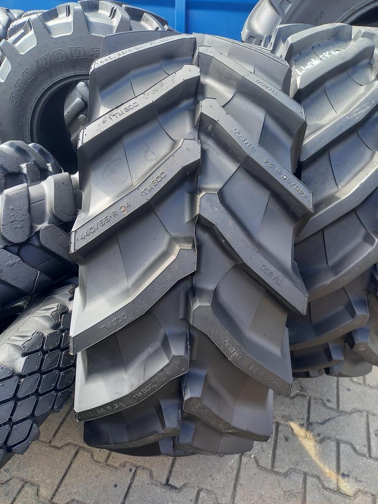 2x Opona używana rolnicza 440/65R24 TRELLEBORG TM800 1300zł W5127 - obrazek 10
