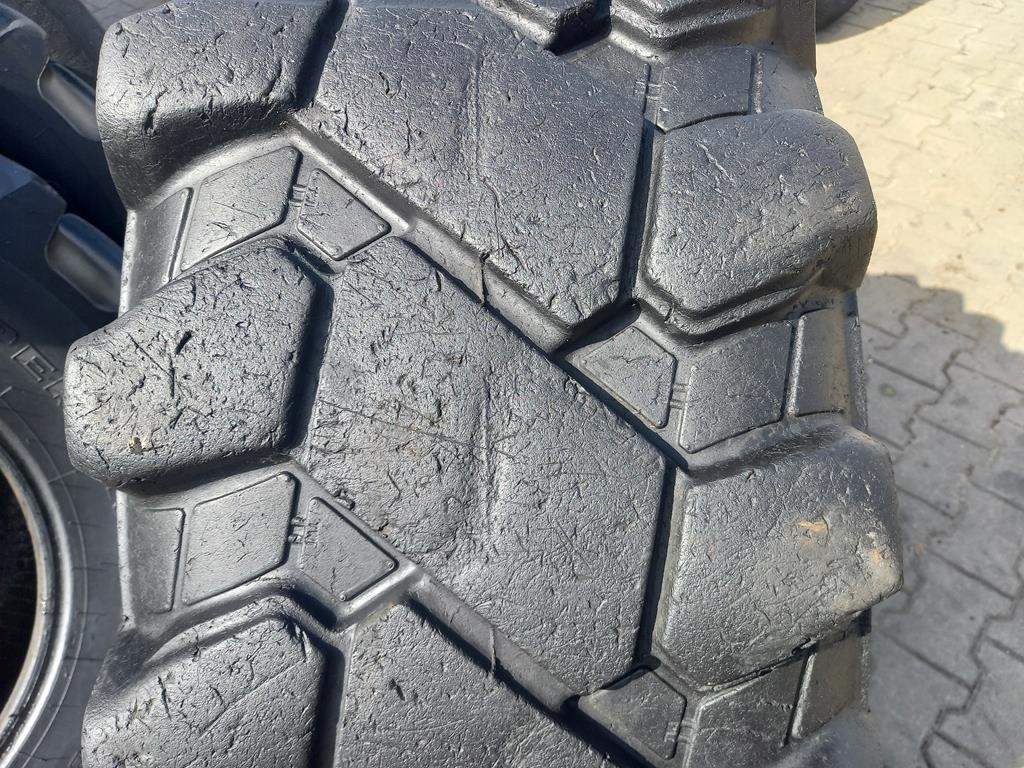 Opona używana przemysłowa 400/80-24 15.5/80-24 CAMSO MPT-753 1000zł W5128 - obrazek 5