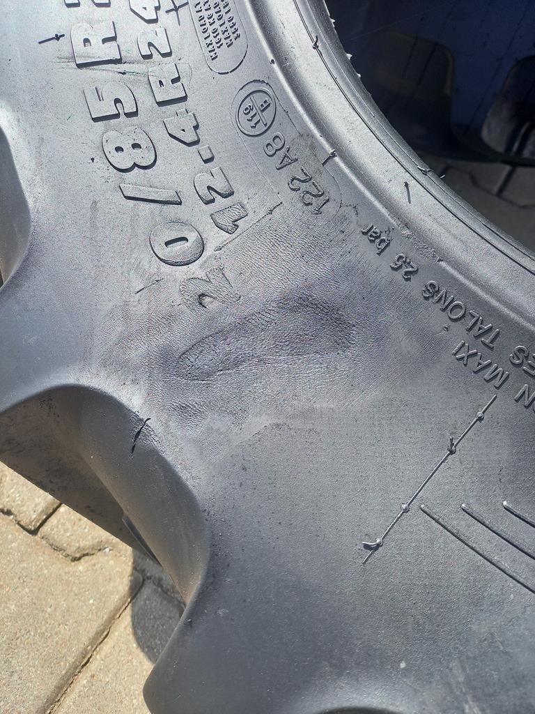 Opona używana rolnicza 320/85R24 12.4R24 KLEBER TRAKER 800zł W5130 - obrazek 7