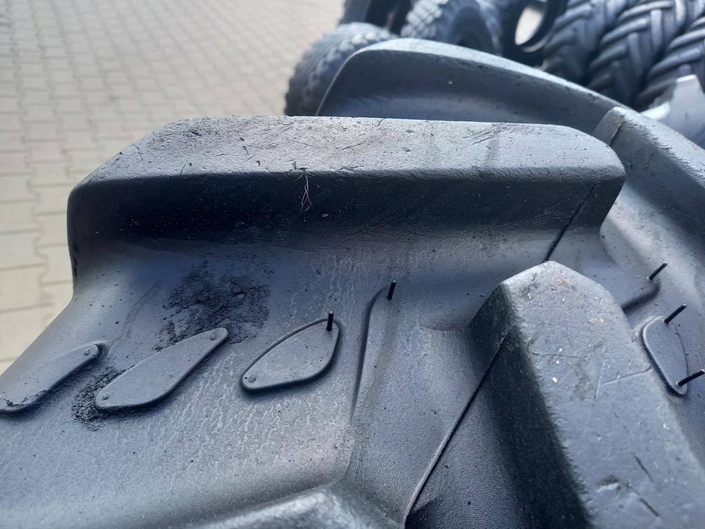 Opona używana rolnicza 320/85R24 12.4R24 KLEBER TRAKER 800zł W5130 - obrazek 5