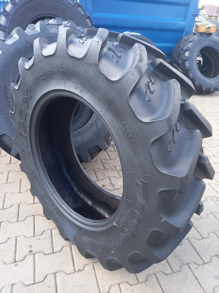 Opona używana rolnicza 320/85R24 12.4R24 KLEBER TRAKER 800zł W5130 - obrazek 14